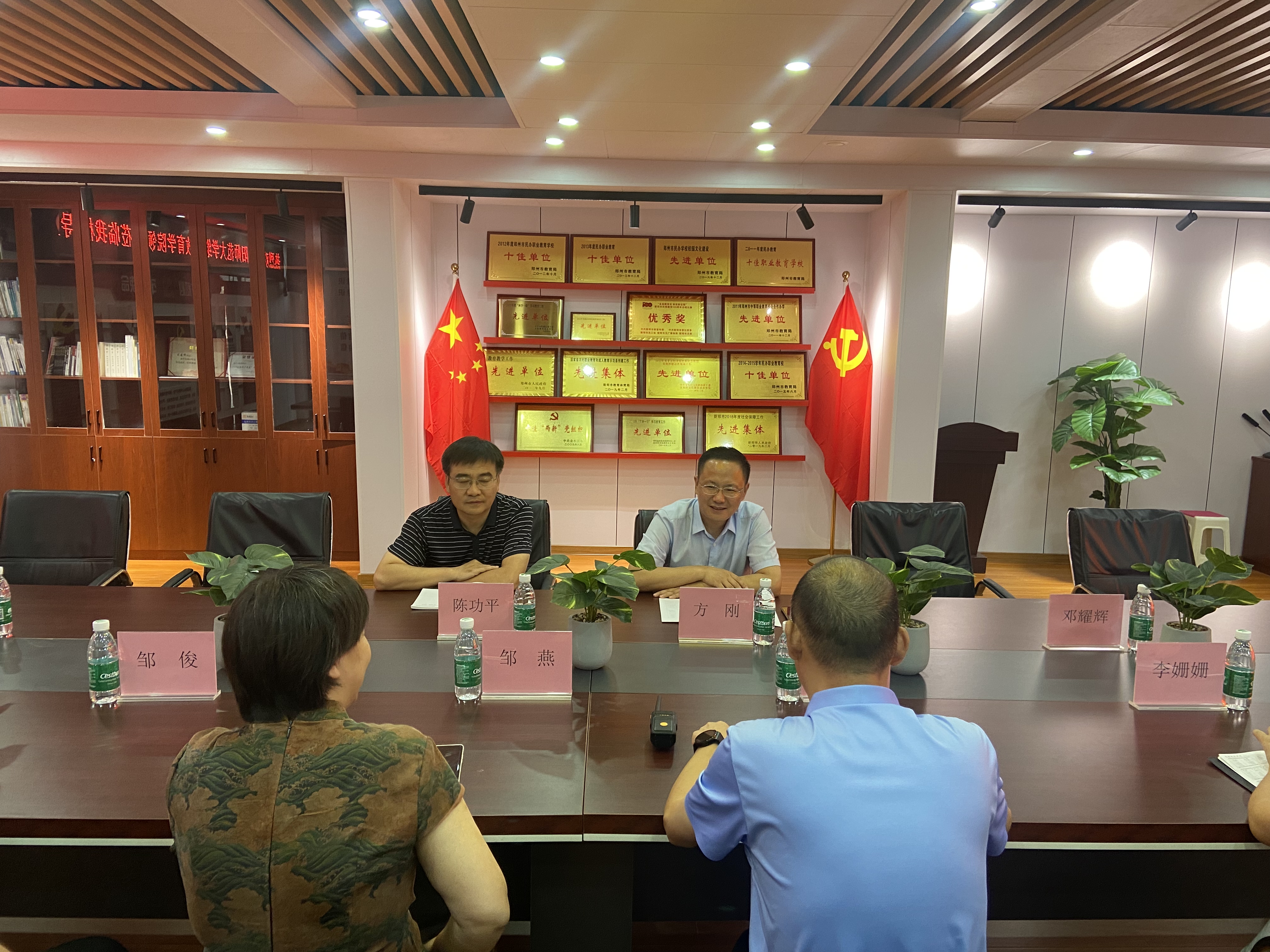 信阳师范大学必赢76net线路官网校外教学点正式授牌